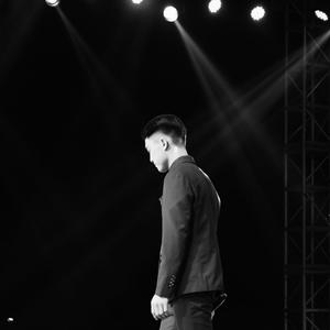 大鸡巴靠骚逼女人
